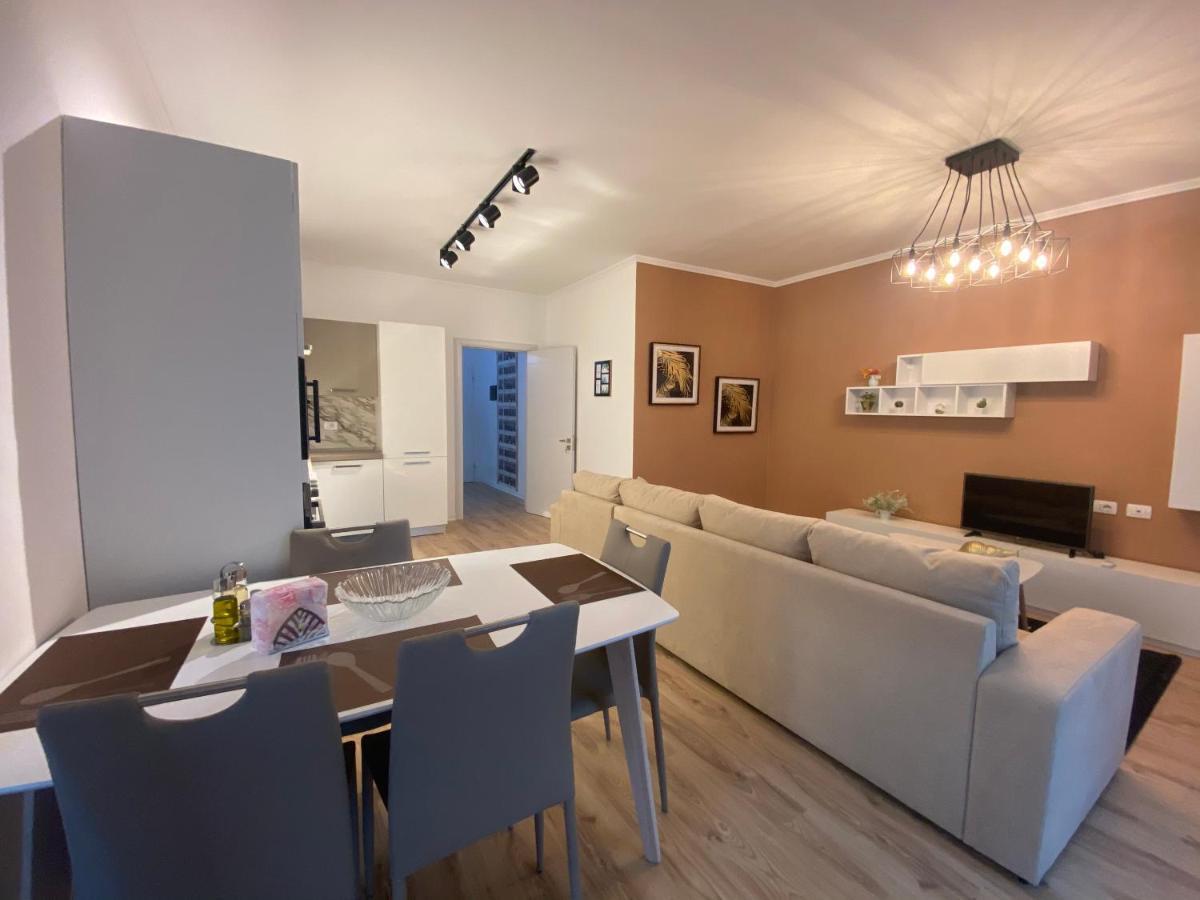 דורס City Center& Sea View Apartment מראה חיצוני תמונה