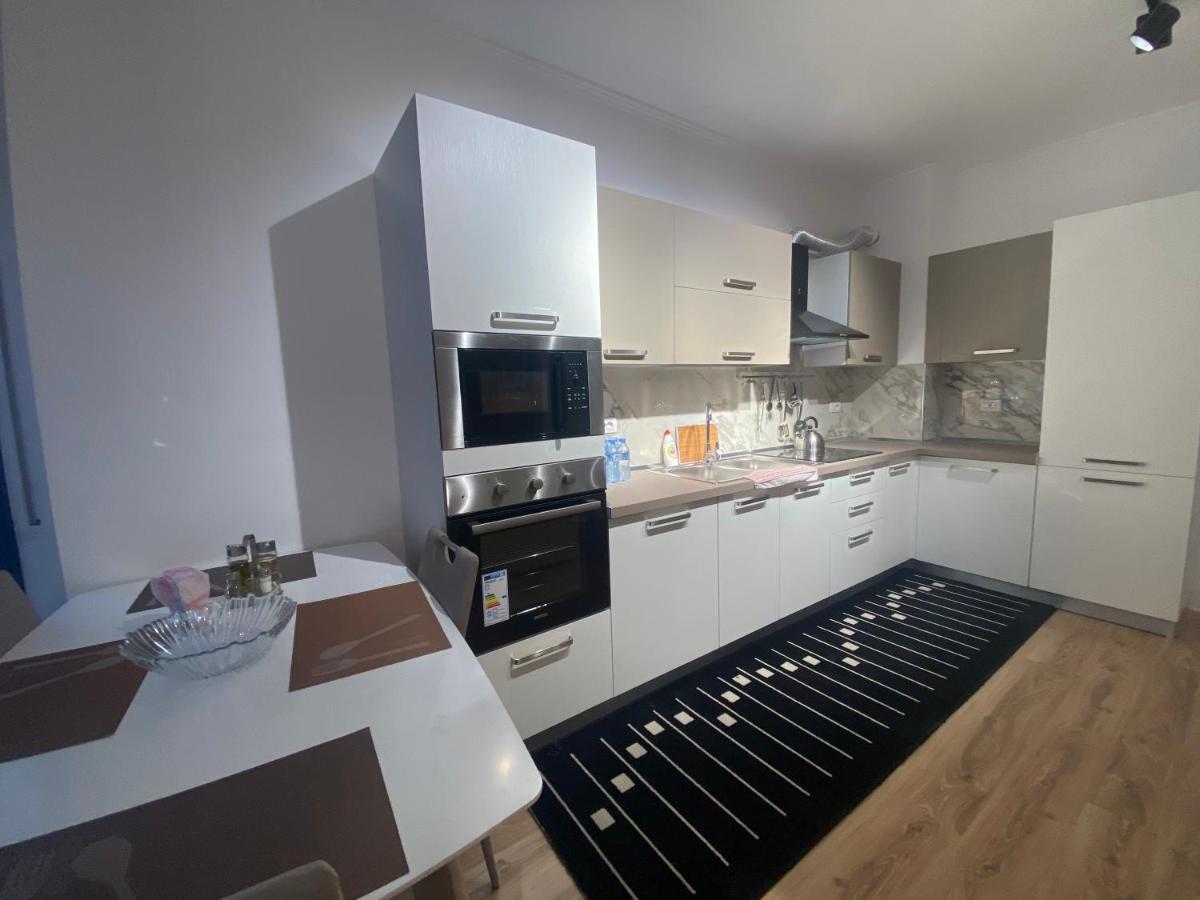דורס City Center& Sea View Apartment מראה חיצוני תמונה