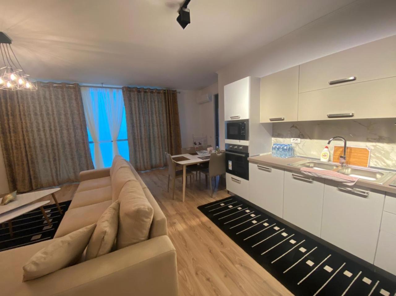 דורס City Center& Sea View Apartment מראה חיצוני תמונה
